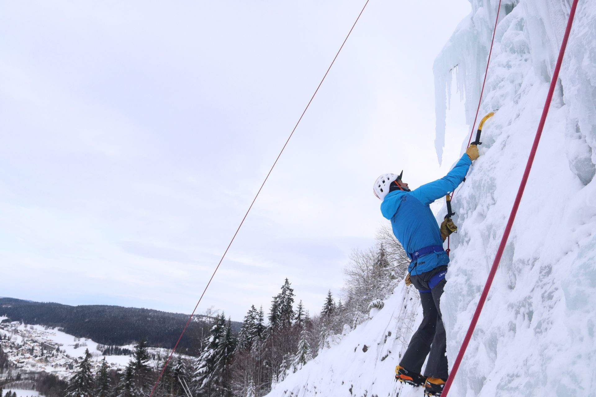 haut-doubs-cascade-sur-glace-station-me-tabief-ecole-de-ski-1165