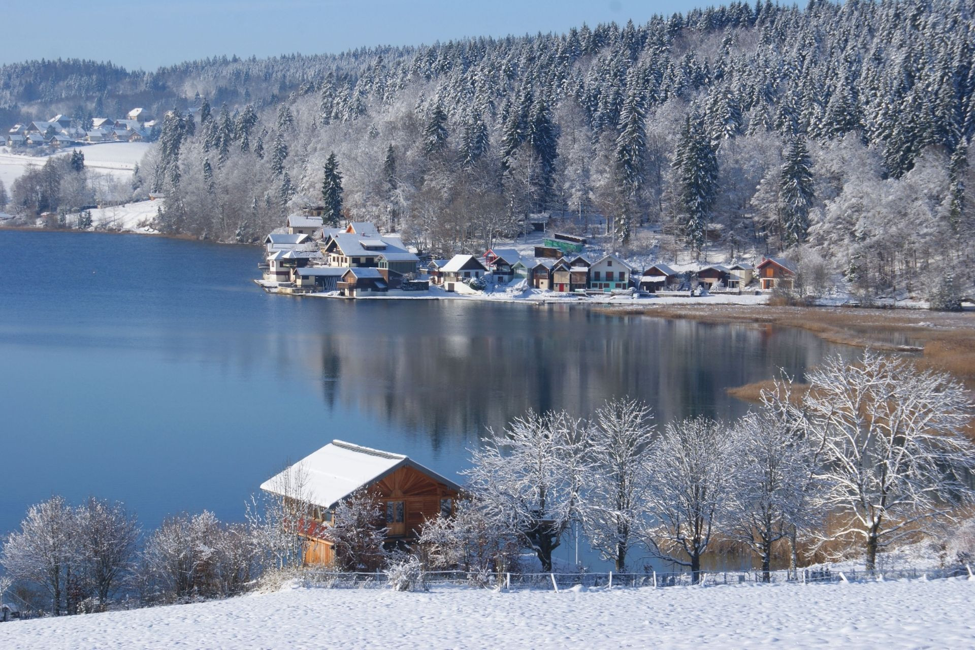 haut-doubs-port-titi-lac-saint-point-pecheurs-hiver-neige-esf-811