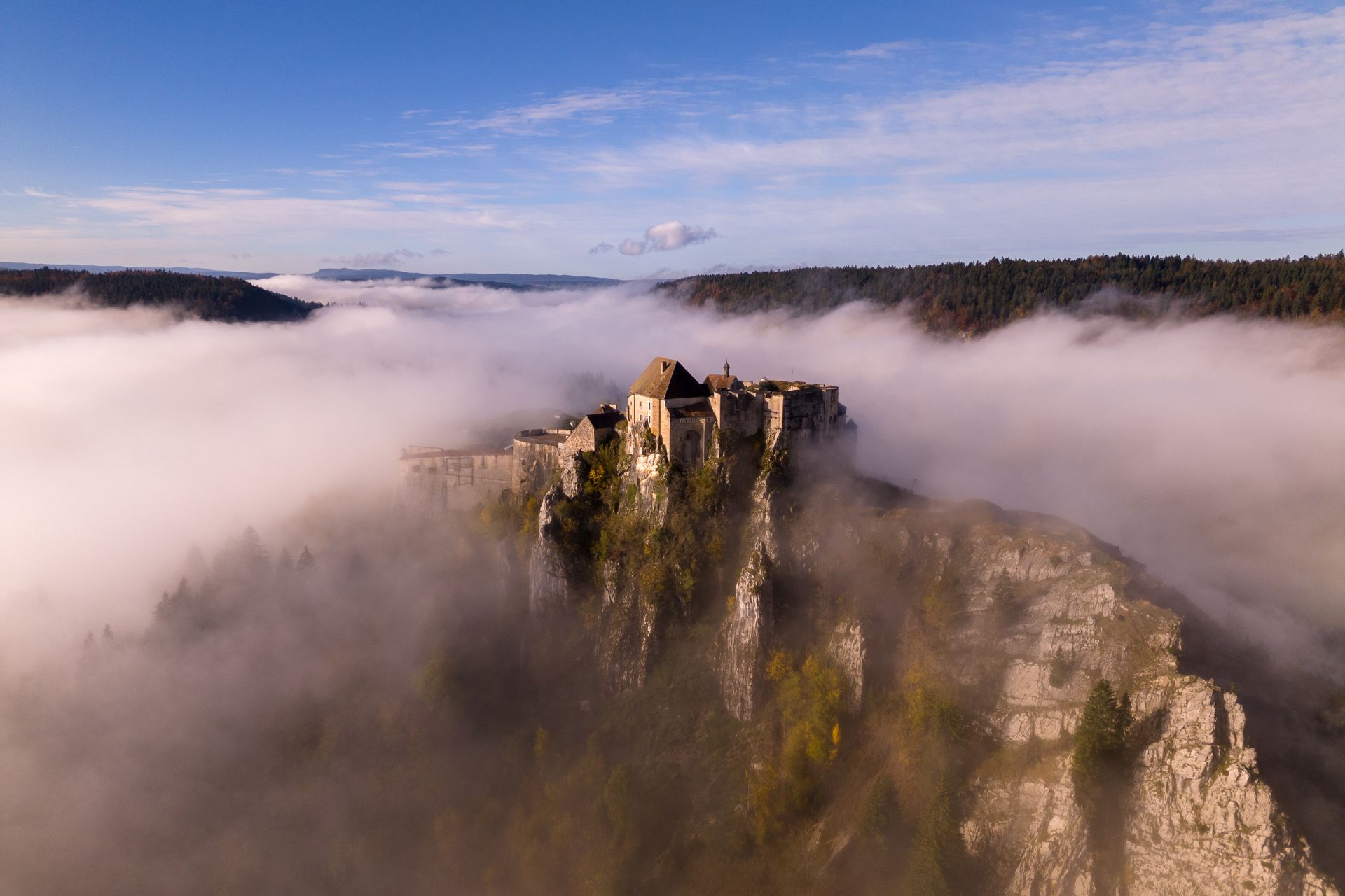 chateau-de-joux-cheni-films-36756