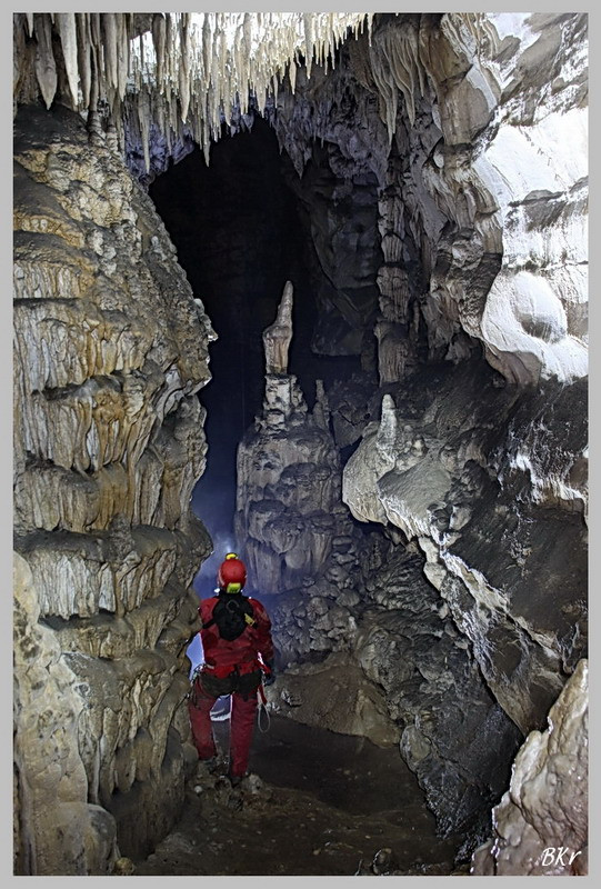 Spéléologie dans le Doubs avec SportsNatureEvasion